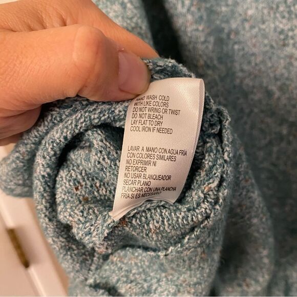 DEMOCRACY blue soft mid weight open back soft stretch sweater v neck L - Picture 10 of 10